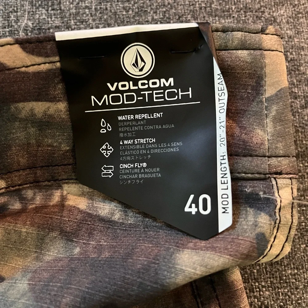 Volcom Mod-Tech Trunks - Picture 3 of 3
